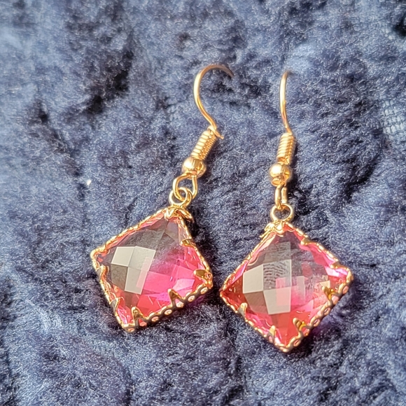 Handmade Crystal Square Earrings - Picture 4 of 5